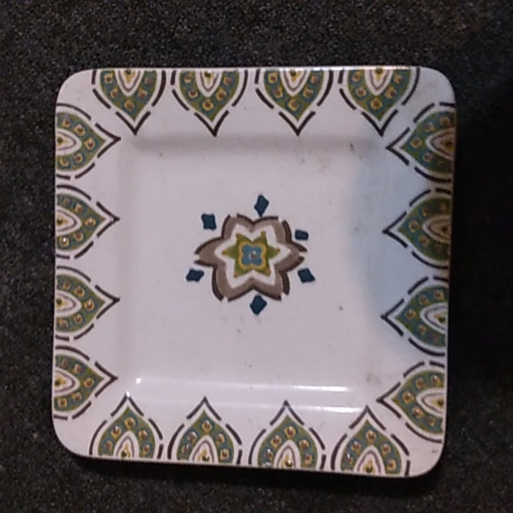 Stone wear dish